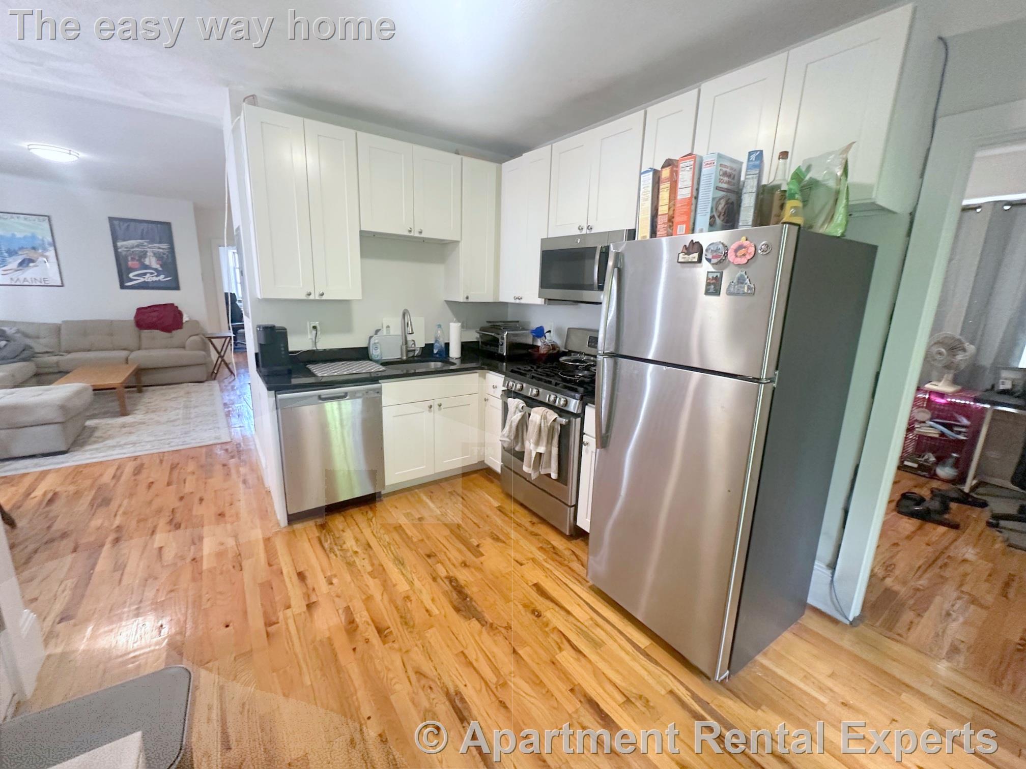 3 bed, 1 bath apartment for rent at 39 Bradley St Unit 2, Winter Hill