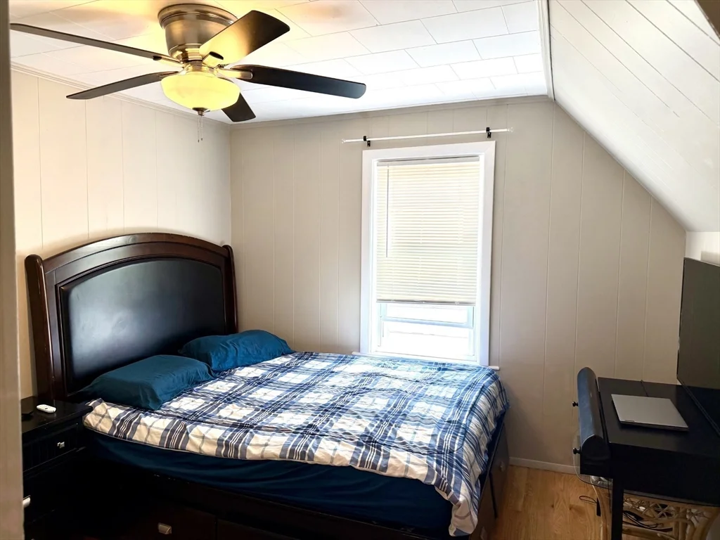 2 bed, 1 bath apartment for rent at 39 Bucknam Unit 3, Everett — photo 9 of 12