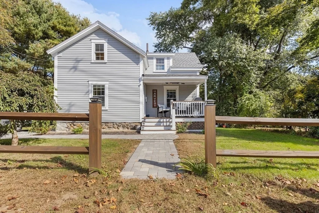 2 bed, 1 bath apartment for rent at 39 Burley St, Danvers — photo 1 of 14