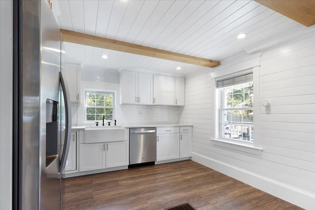 2 bed, 1 bath apartment for rent at 39 Burley St, Danvers — photo 6 of 14