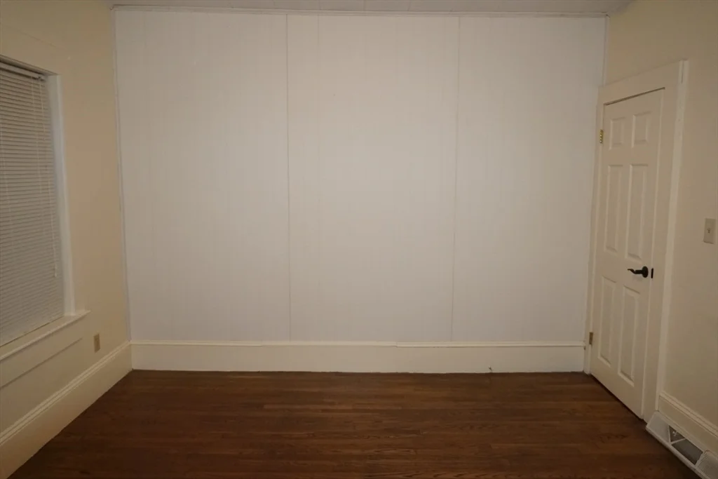 2 bed, 1 bath apartment for rent at 39 Burt St Unit 1, Berkley — photo 10 of 19