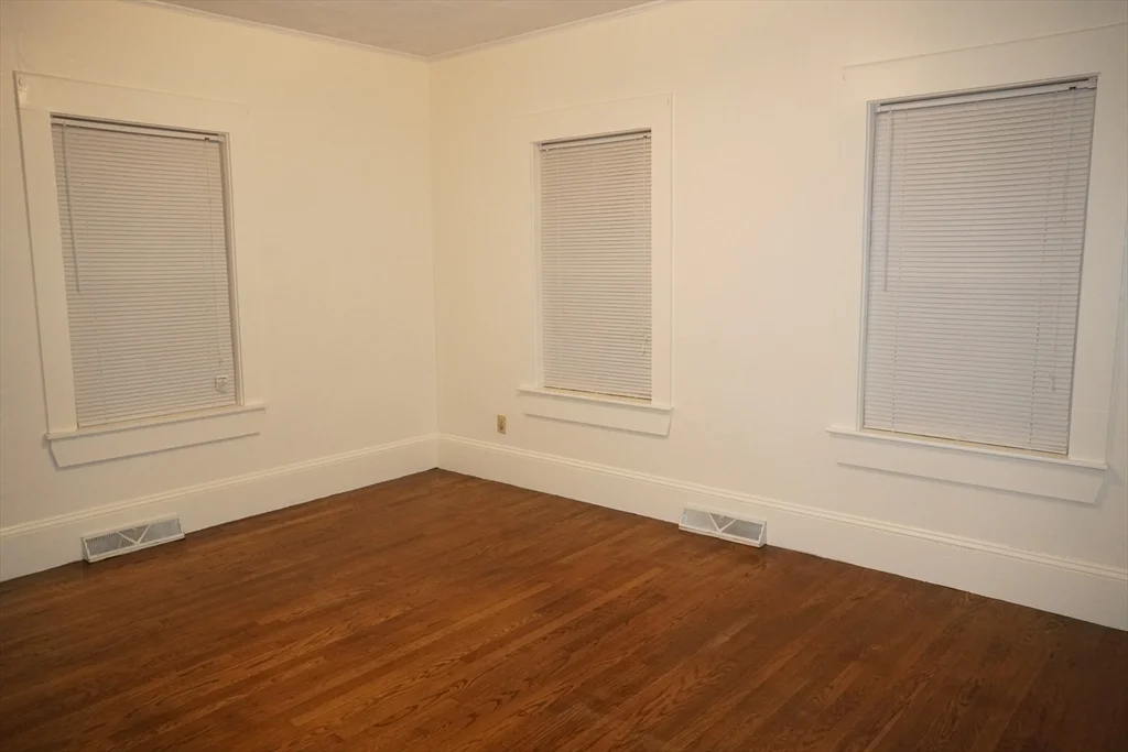 2 bed, 1 bath apartment for rent at 39 Burt St Unit 1, Berkley — photo 9 of 19