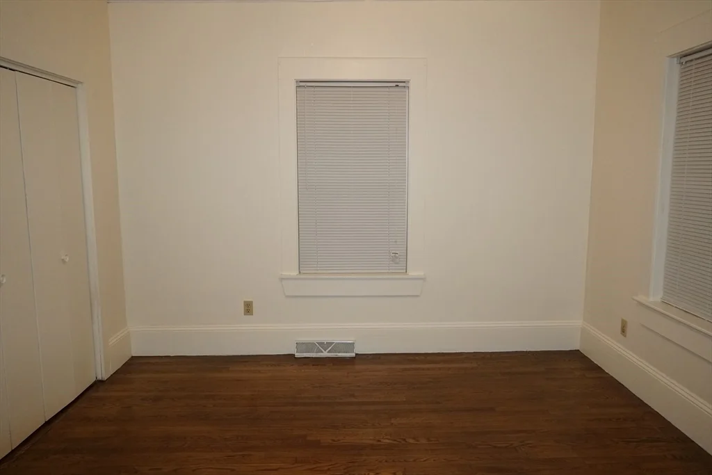 2 bed, 1 bath apartment for rent at 39 Burt St Unit 1, Berkley — photo 11 of 19