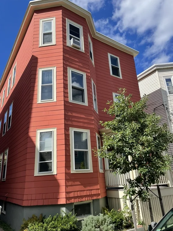 3 bed, 2 bath apartment for rent at 39 Calvin St Unit 2, Union Square — photo 10 of 11