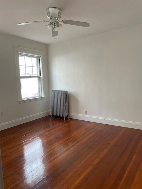 2 bed, 1 bath apartment for rent at 39 Carver Rd Unit 1, Watertown — photo 9 of 11