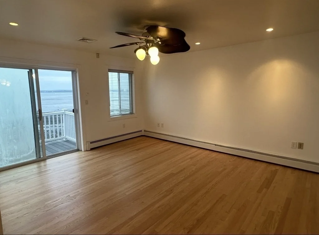 3 bed, 2 bath apartment for rent at 39 Castle Rd, Nahant — photo 25 of 30