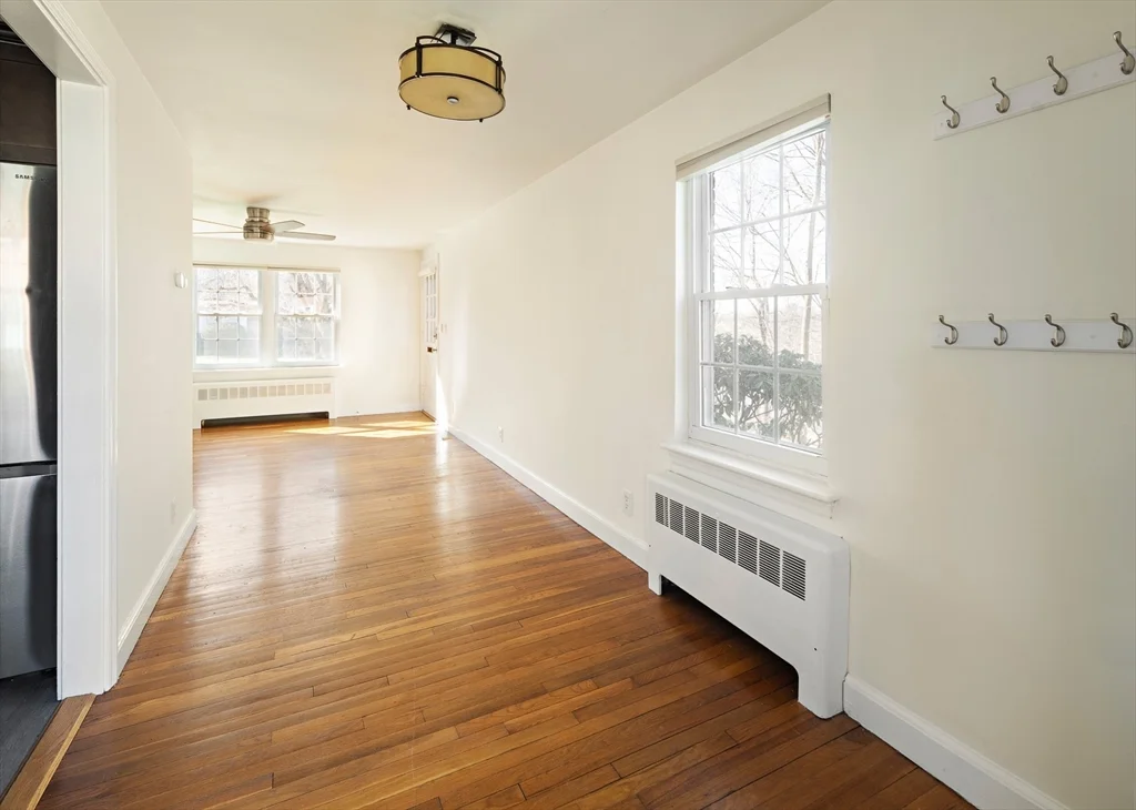 1 bed, 1 bath apartment for rent at 39 Charlesbank Rd Unit 39, Newton Corner — photo 8 of 21