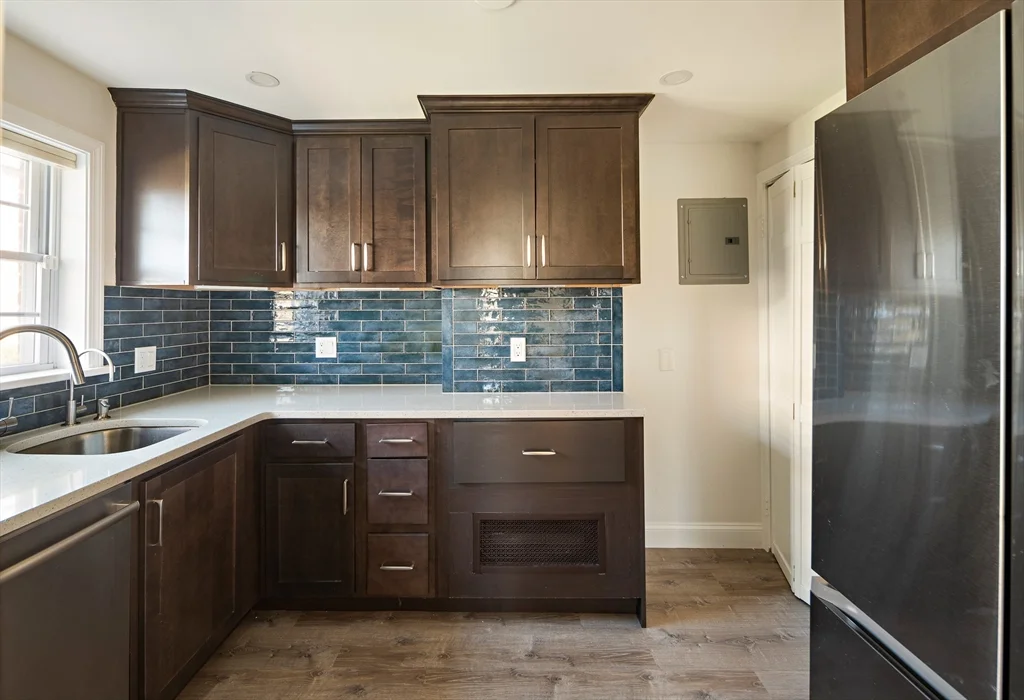 1 bed, 1 bath apartment for rent at 39 Charlesbank Rd Unit 39, Newton Corner — photo 10 of 21