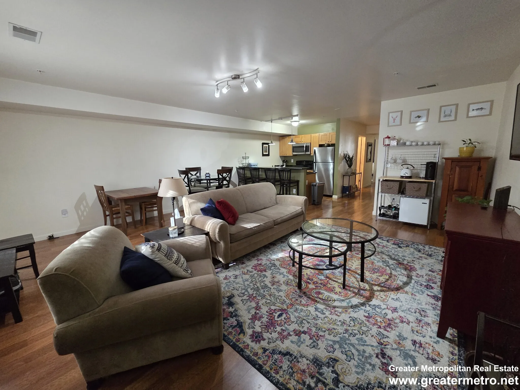 2 bed, 1 bath apartment for rent at 39 Chelsea St Unit 3, East Boston — photo 3 of 17