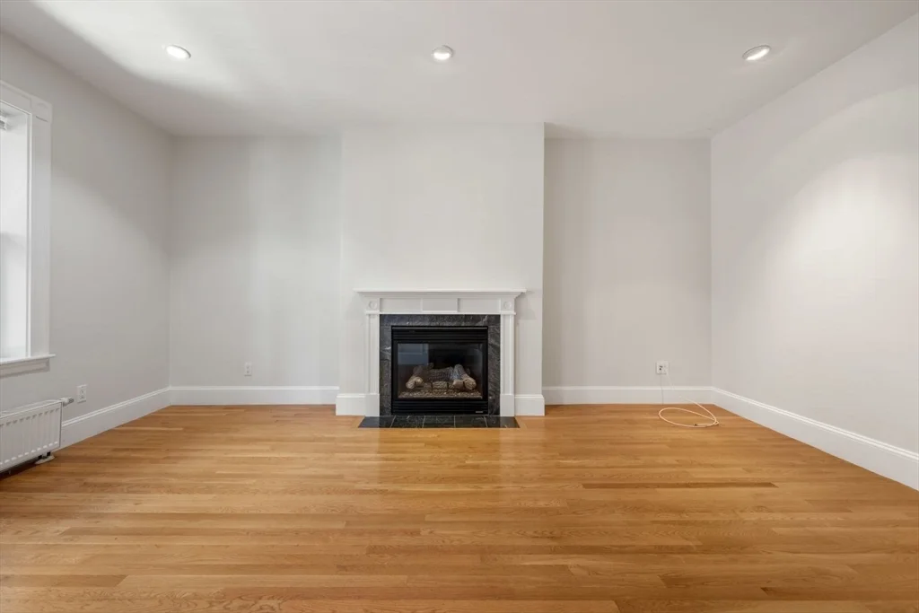 1 bed, 1 bath apartment for rent at 39 Clarendon St Unit 2, South End — photo 16 of 30