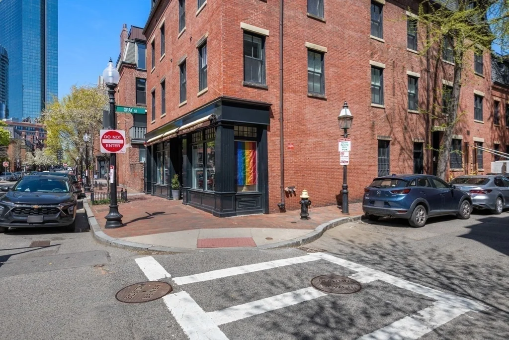 1 bed, 1 bath apartment for rent at 39 Clarendon St Unit 2, South End — photo 5 of 30