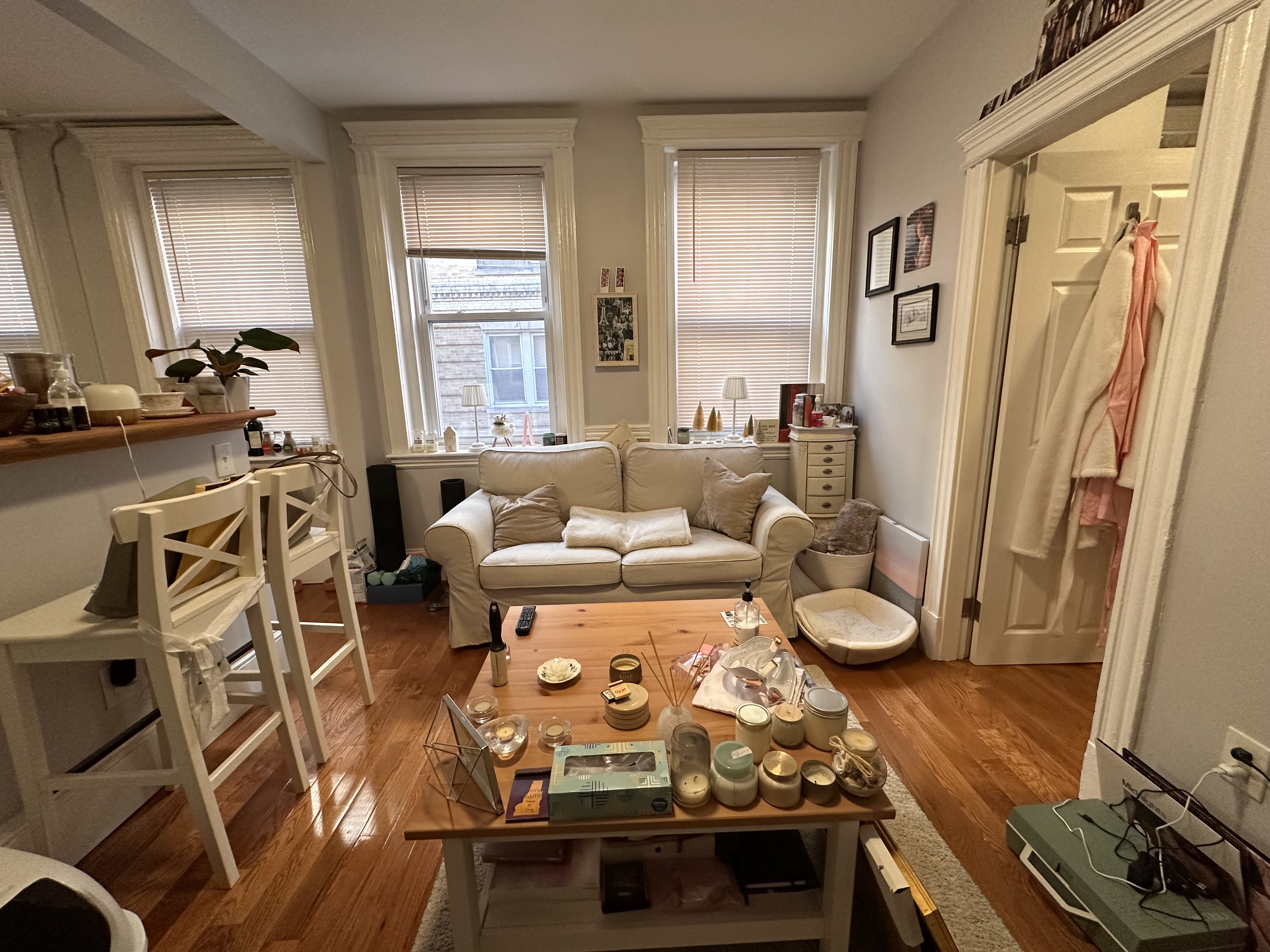 2 bed, 1 bath apartment for rent at 39 Clark St Unit 12, North End — photo 2 of 10