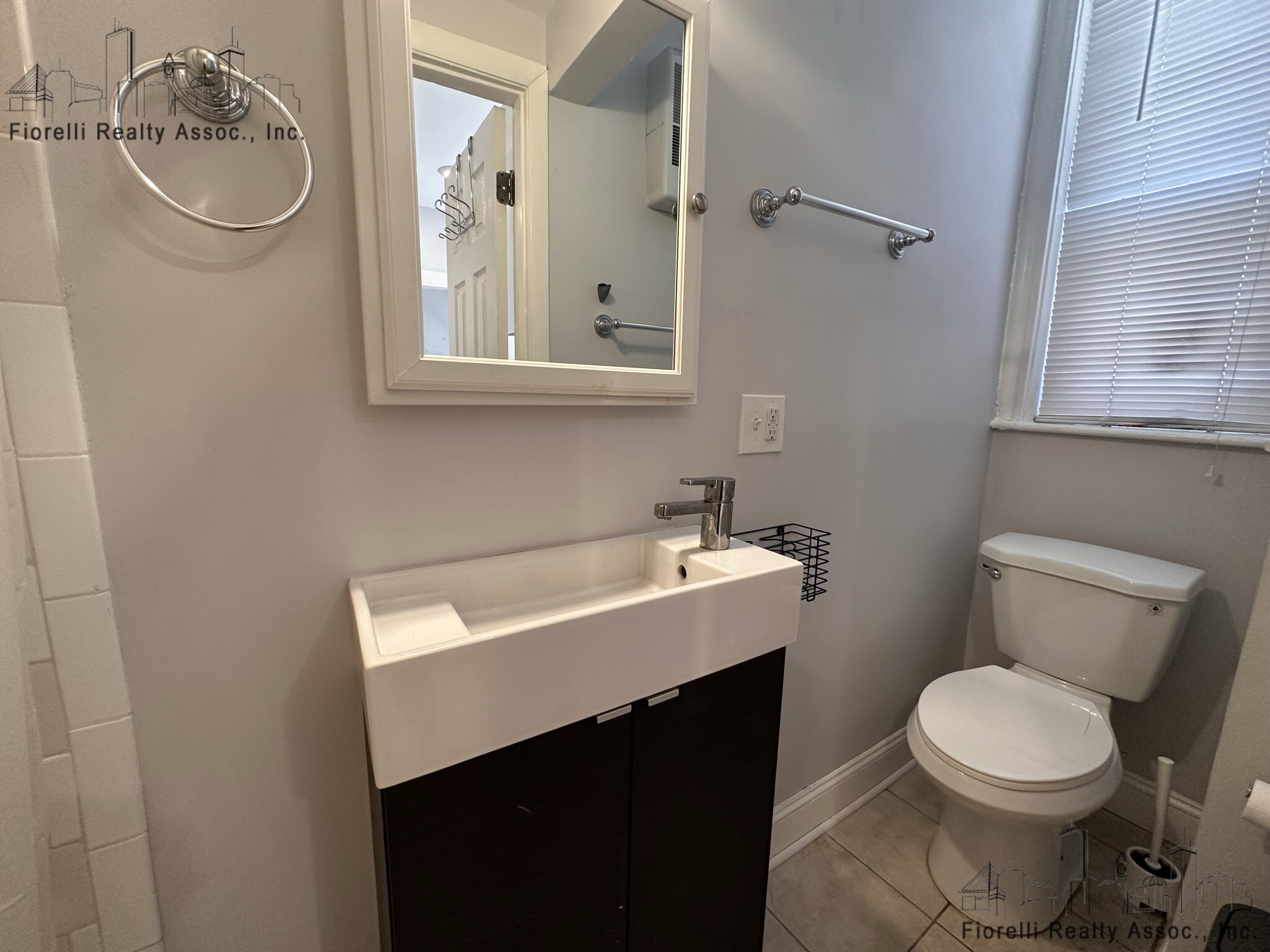 2 bed, 1 bath apartment for rent at 39 Clark St Unit 22, North End — photo 11 of 12