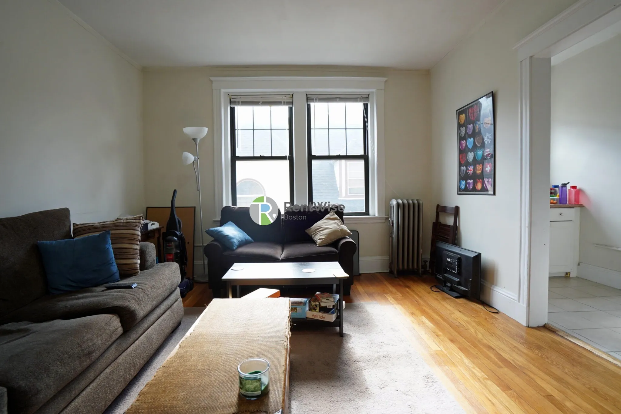 3 bed, 1 bath apartment for rent at 39 Clinton St Unit 3, Mid-Cambridge — photo 3 of 32