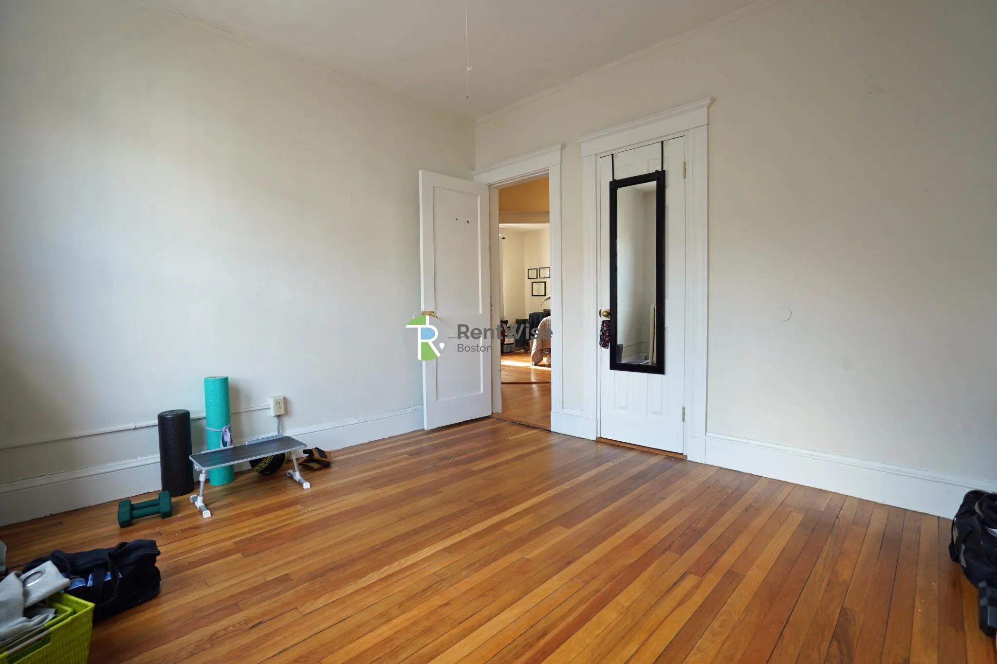 3 bed, 1 bath apartment for rent at 39 Clinton St Unit 3, Mid-Cambridge — photo 25 of 32