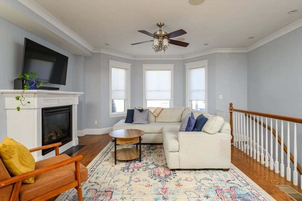 4 bed, 3 bath apartment for rent at 39 Coffey St Unit 2, Dorchester — photo 10 of 32