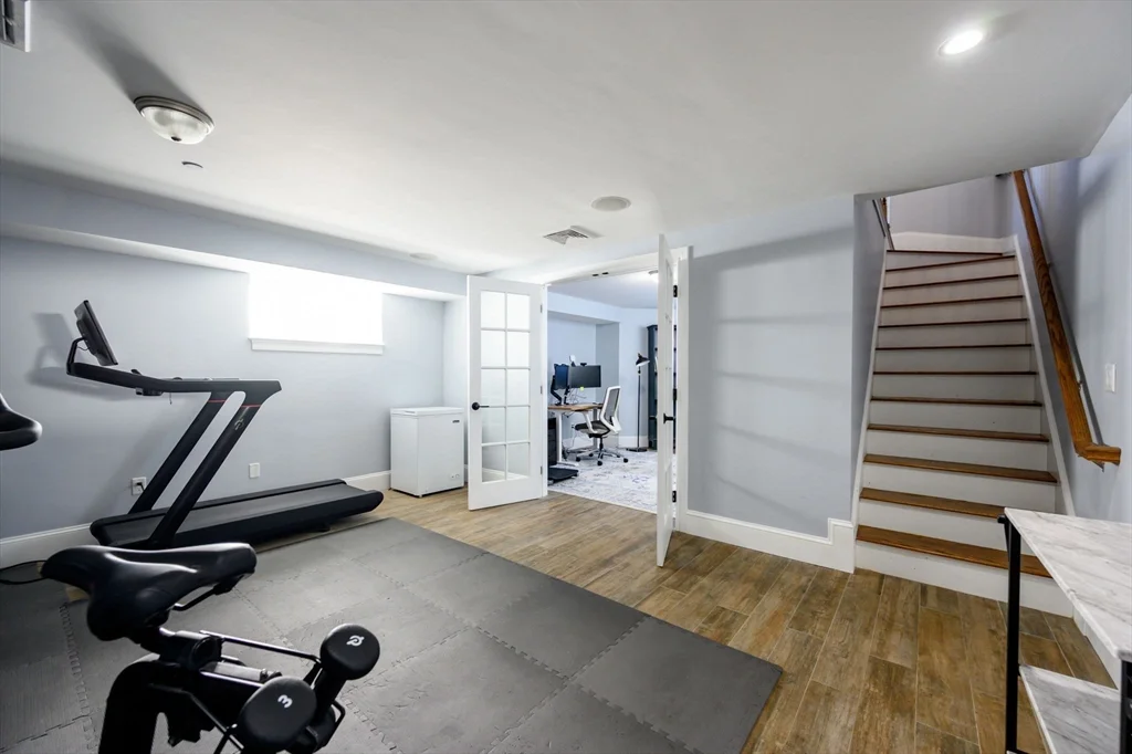 4 bed, 3 bath apartment for rent at 39 Coffey St Unit 2, Dorchester — photo 11 of 32