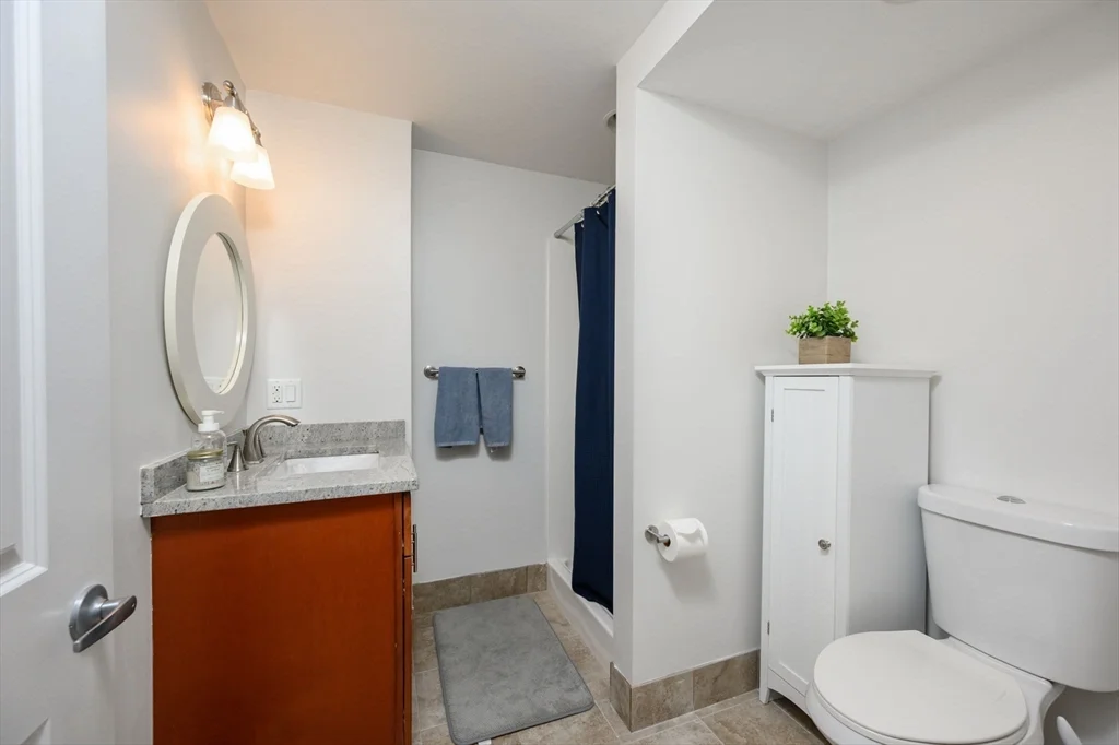 4 bed, 3 bath apartment for rent at 39 Coffey St Unit 2, Dorchester — photo 23 of 32