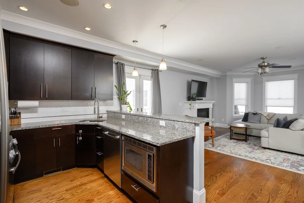 4 bed, 3 bath apartment for rent at 39 Coffey St Unit 2, Dorchester