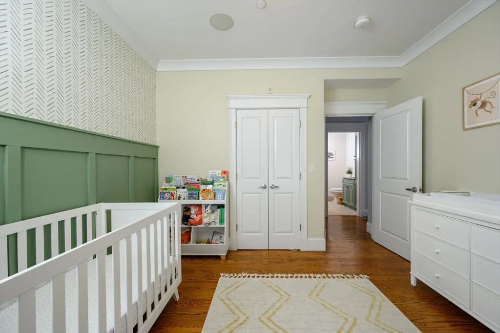 4 bed, 3 bath apartment for rent at 39 Coffey St Unit 2, Dorchester — photo 18 of 32