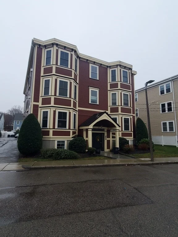 2 bed, 2 bath apartment for rent at 39 Coffey St Unit 6, Boston — photo 17 of 17