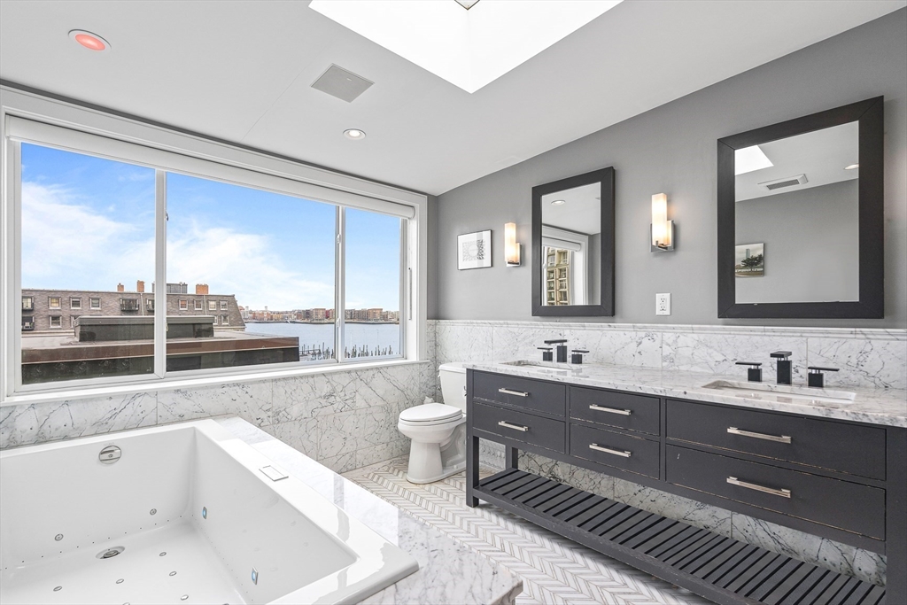 2 bed, 2 bath apartment for rent at 39 Commercial Wharf Unit 7, Waterfront — photo 19 of 28