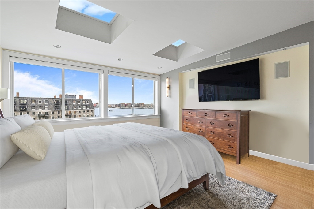 2 bed, 2 bath apartment for rent at 39 Commercial Wharf Unit 7, Waterfront — photo 14 of 28
