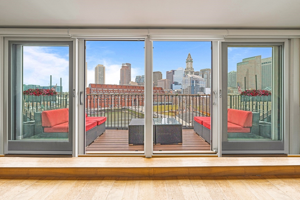 2 bed, 2 bath apartment for rent at 39 Commercial Wharf Unit 7, Waterfront — photo 2 of 28