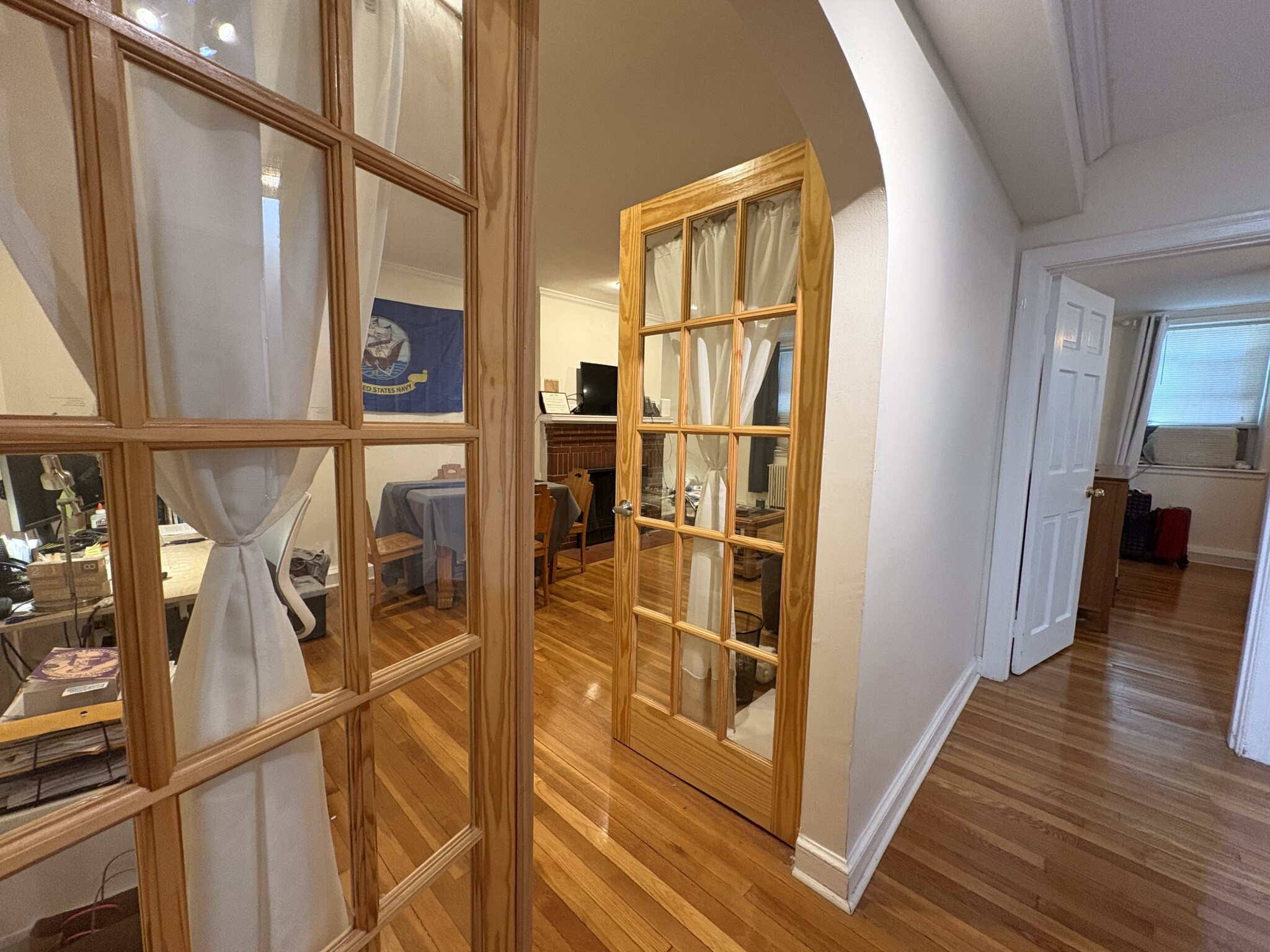 1 bed, 1 bath apartment for rent at 39 Commonwealth Ave Unit 12, Chestnut Hill — photo 4 of 12