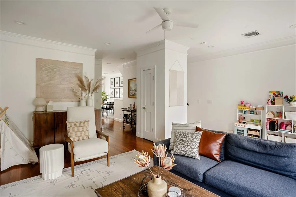 3 bed, 2 bath apartment for rent at 39 Cottage St Unit 2, East Boston — photo 3 of 24