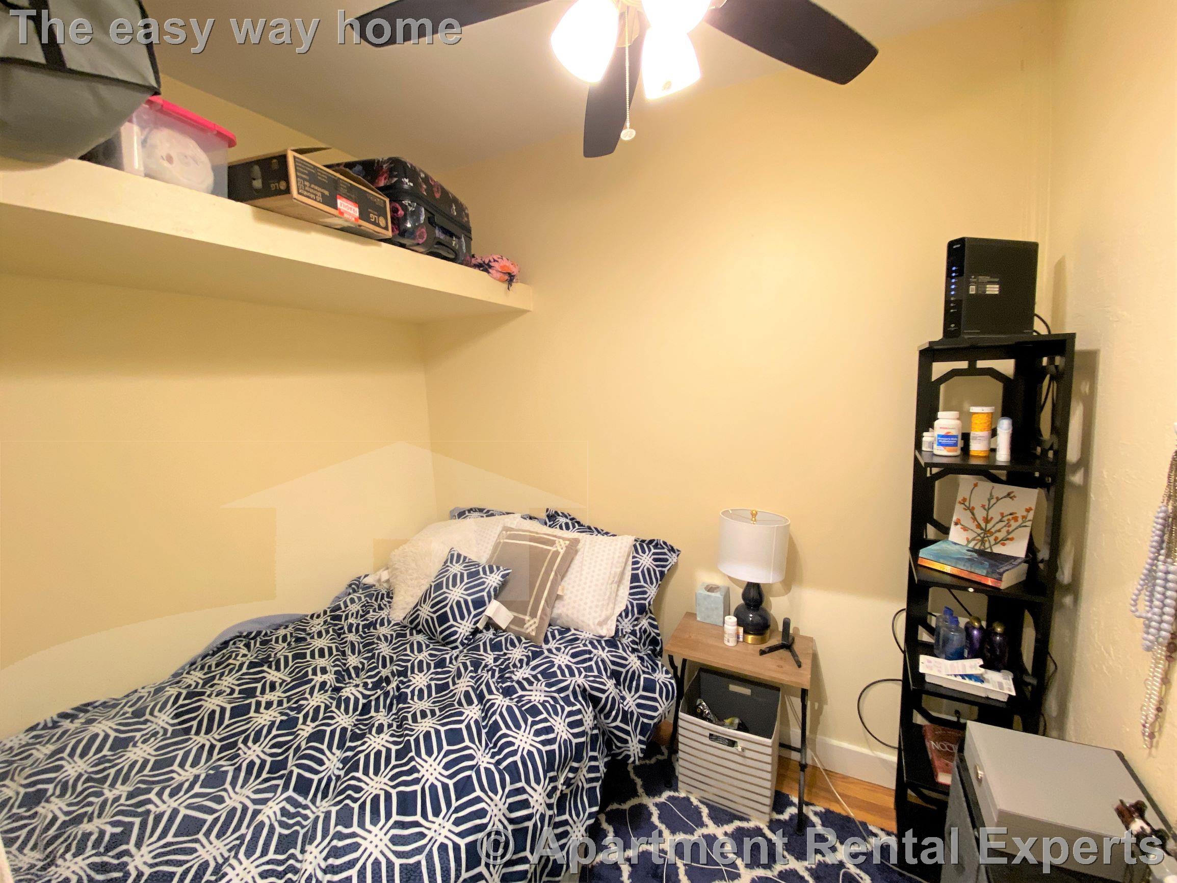 Studio bed, 1 bath apartment for rent at 39 Cross St, East Somerville — photo 4 of 11