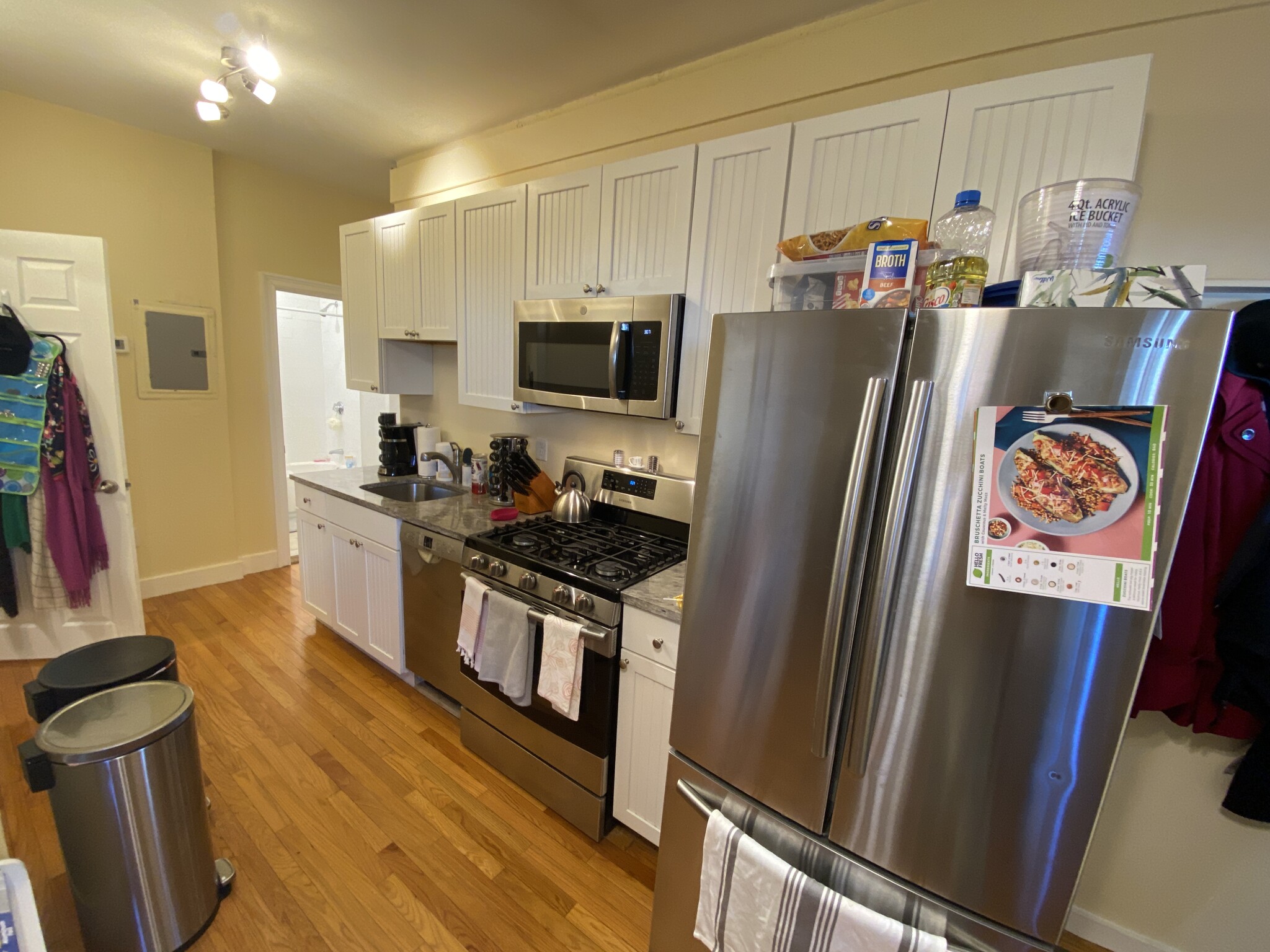 Studio bed, 1 bath apartment for rent at 39 Cross St Unit 1, East Somerville — photo 4 of 11