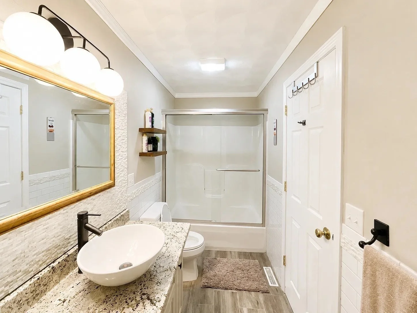 3 bed, 2 bath apartment for rent at 39 Curve St Unit 39, Dedham — photo 11 of 26