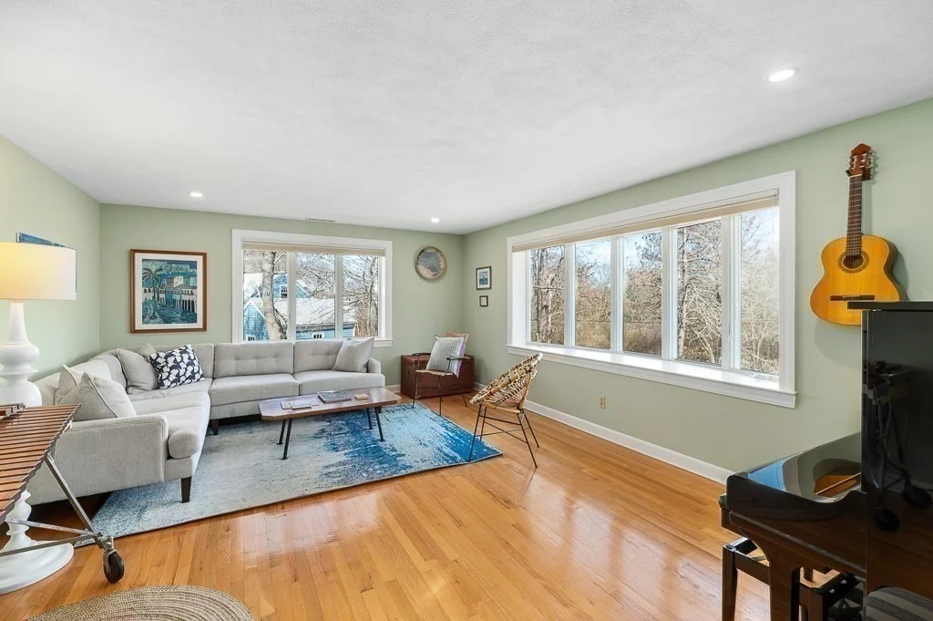 1 bed, 4+ bath apartment for rent at 39 Decatur St Unit WINTER, East Gloucester — photo 5 of 38