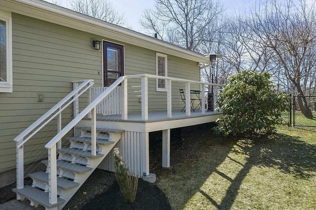1 bed, 4+ bath apartment for rent at 39 Decatur St Unit WINTER, East Gloucester — photo 24 of 38