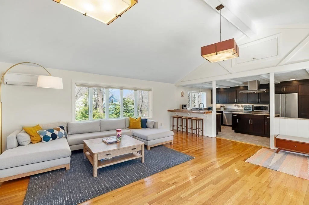 1 bed, 4+ bath apartment for rent at 39 Decatur St Unit WINTER, East Gloucester — photo 11 of 38