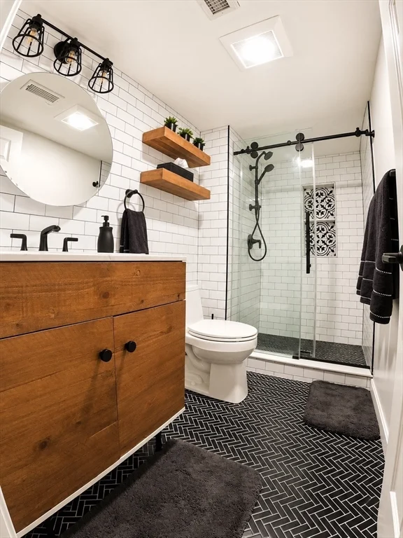 2 bed, 2 bath apartment for rent at 39 Dorchester St Unit 2, South Boston — photo 8 of 16