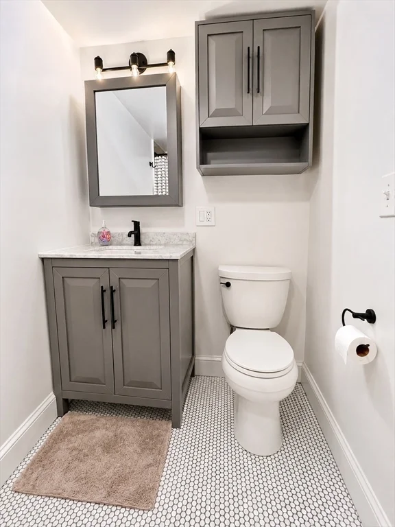 2 bed, 2 bath apartment for rent at 39 Dorchester St Unit 2, South Boston — photo 10 of 16