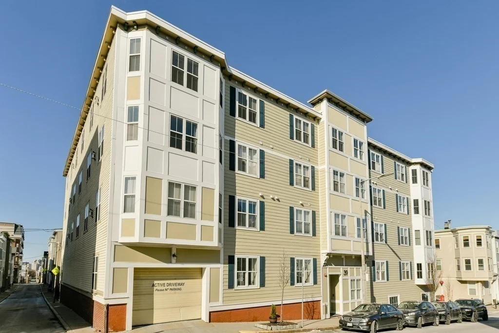 2 bed, 2 bath apartment for rent at 39 Dorchester St Unit 5, South Boston — photo 19 of 19