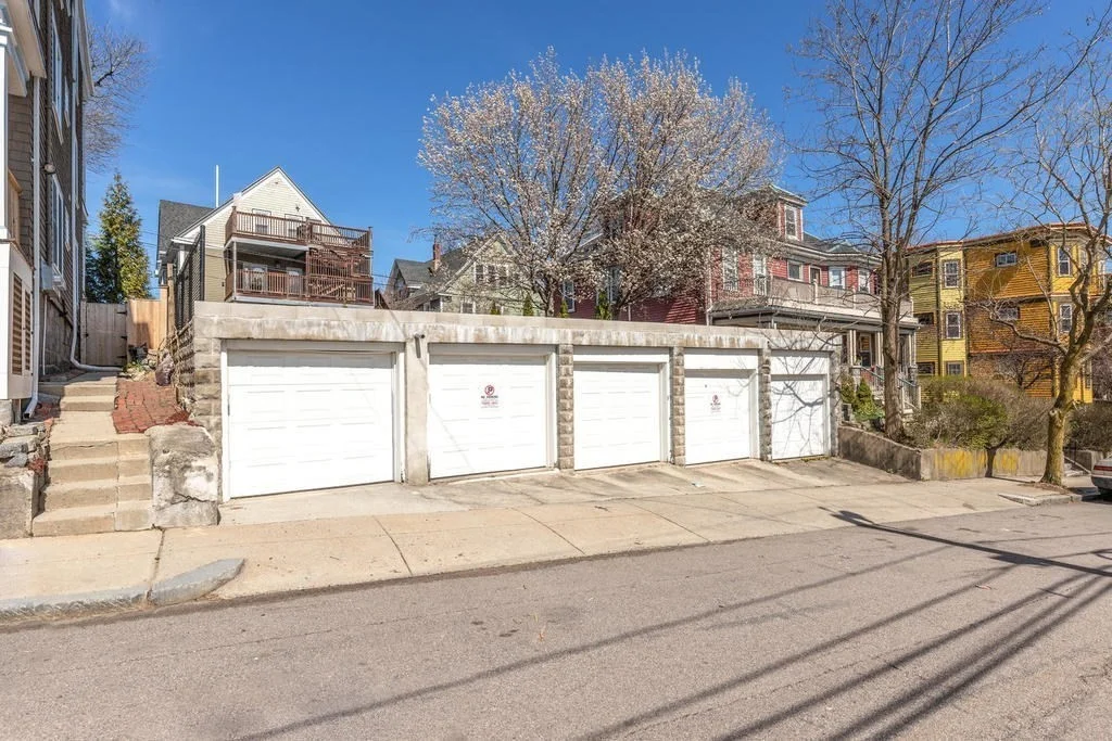 2 bed, 1 bath apartment for rent at 39 Downer Ave Unit 3, Dorchester — photo 11 of 12