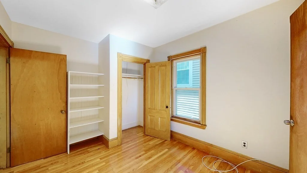 5 bed, 2 bath apartment for rent at 39 Dracut St Unit 39, Boston — photo 18 of 23