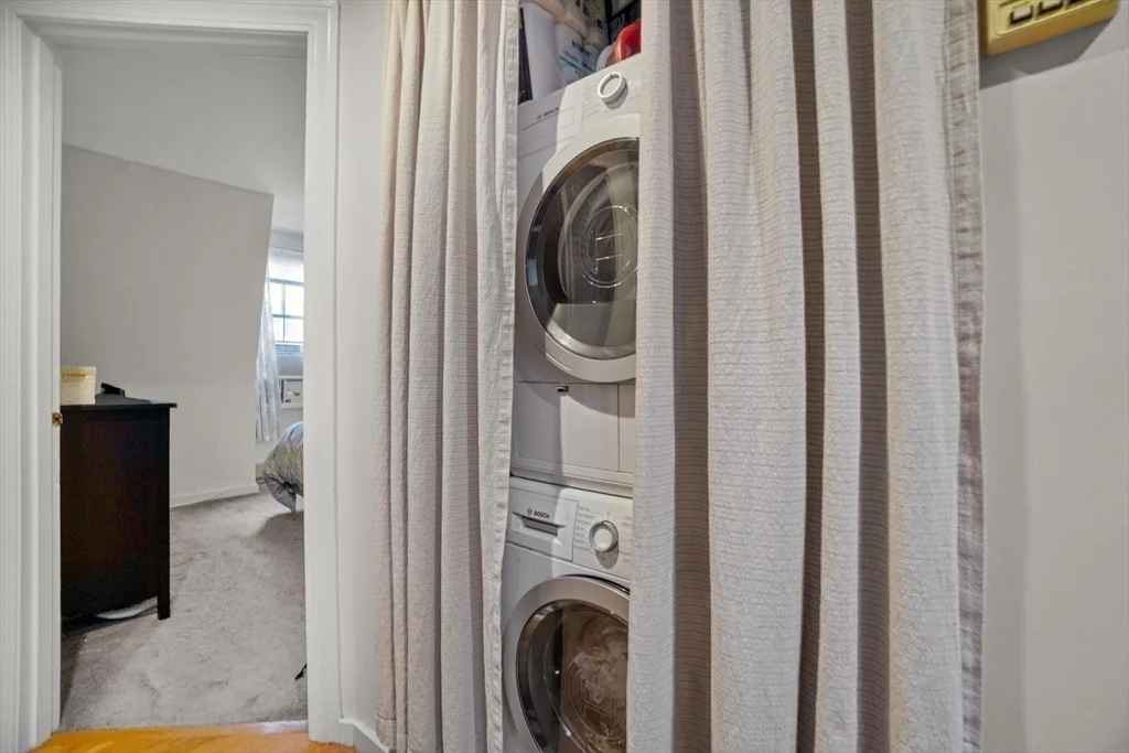 2 bed, 1 bath apartment for rent at 39 Dwight St Unit 4, South End — photo 13 of 18