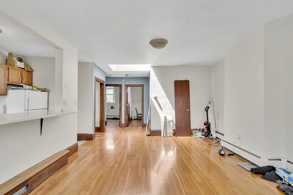 2 bed, 1 bath apartment for rent at 39 E Springfield Unit 5, South End — photo 4 of 4