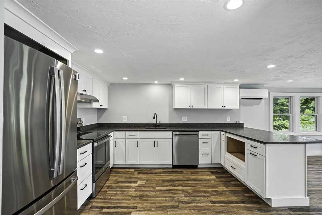 1 bed, 1 bath apartment for rent at 39 East St Unit 2, Grafton — photo 6 of 31
