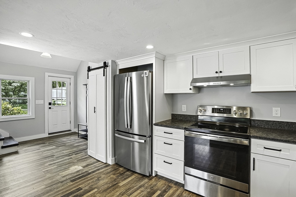 1 bed, 1 bath apartment for rent at 39 East St Unit 2, Grafton — photo 5 of 31