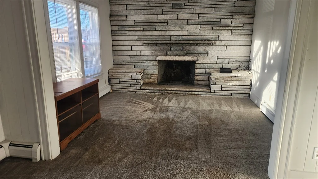 2 bed, 1 bath apartment for rent at 39 Elmwood Unit 1, North Attleboro — photo 1 of 12