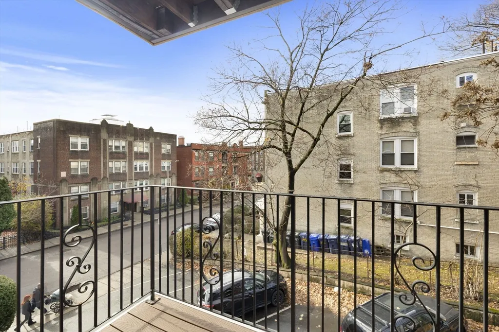 1 bed, 1 bath apartment for rent at 39 Englewood Ave Unit 17, Brighton — photo 11 of 14