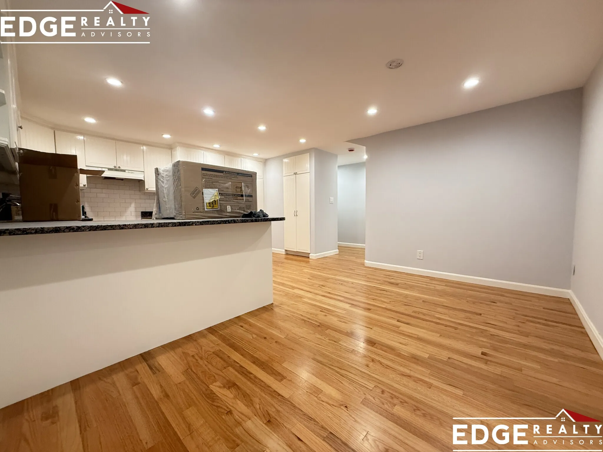 2 bed, 1 bath apartment for rent at 39 Englewood Ave Unit 6, Brighton — photo 3 of 7