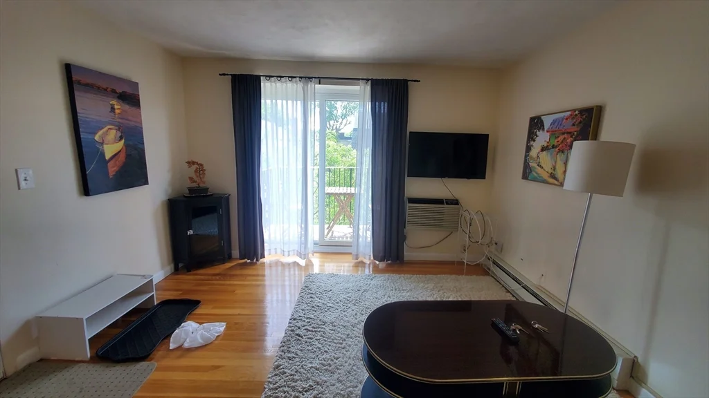 2 bed, 1 bath apartment for rent at 39 Englewood Unit 16, Brighton — photo 2 of 24
