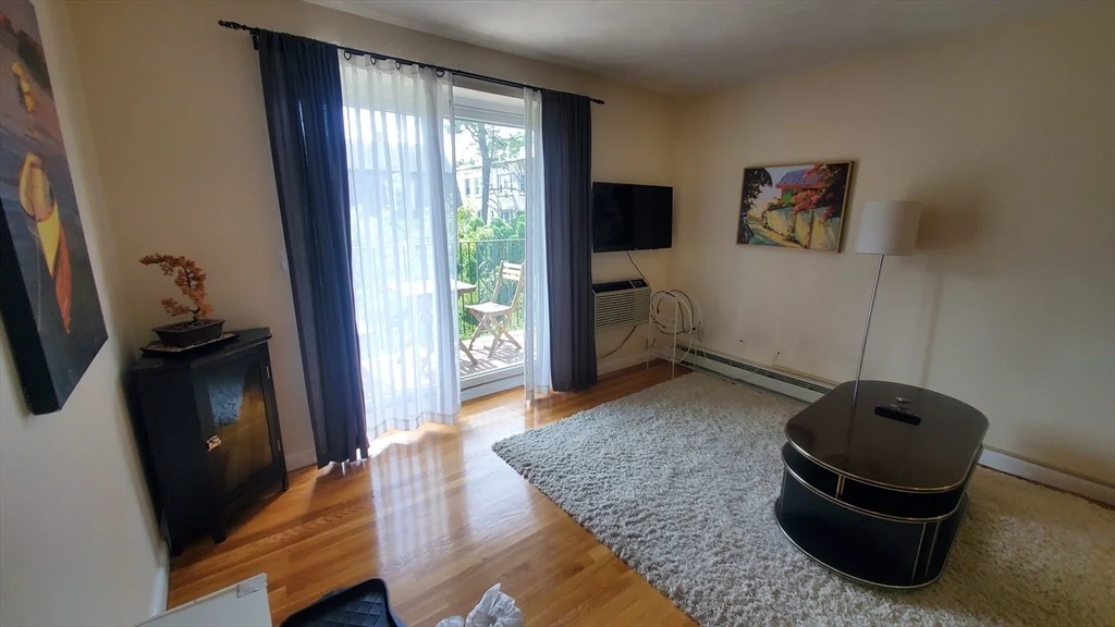 2 bed, 1 bath apartment for rent at 39 Englewood Unit 16, Brighton — photo 3 of 24
